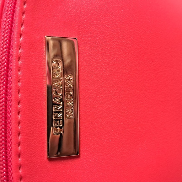 Salvatore Ferragamo for Turkish Airlines Business Class Toiletry Bag - Picture 2 of 12